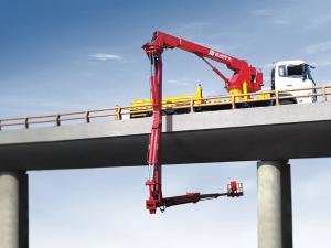  Camion-nacelle d'inspection sous les ponts 